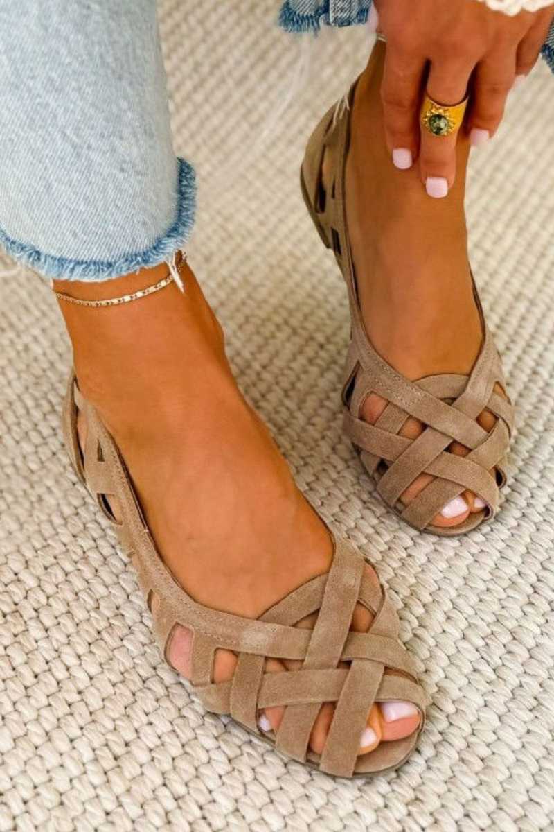 Beige / US 11