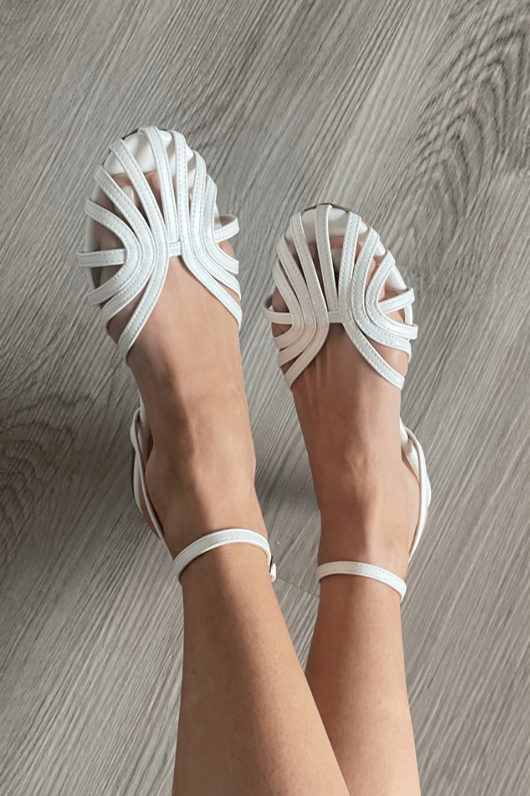 White / US 11