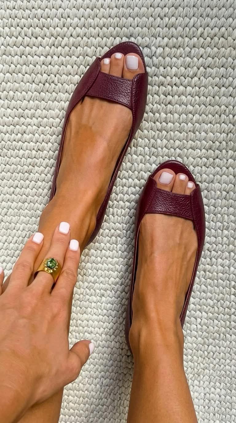 Burgundy / US 12 l US 13